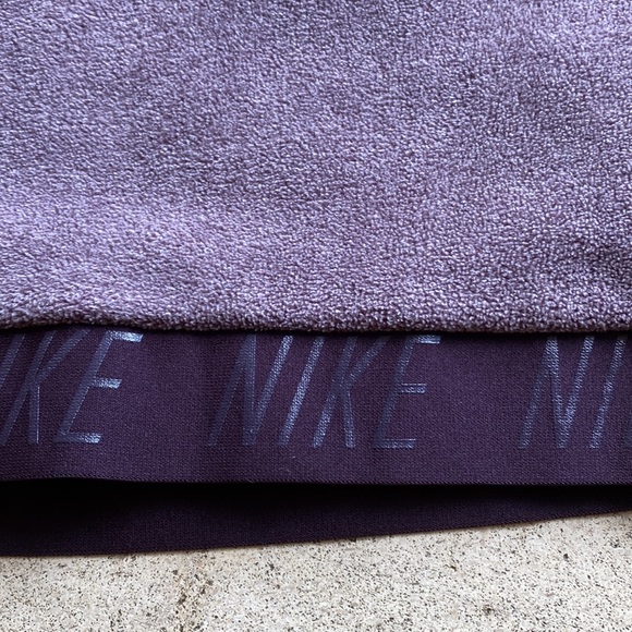 Nike 🔥 Crop Sweatshirt Purple Sz S - Picture 2 of 8